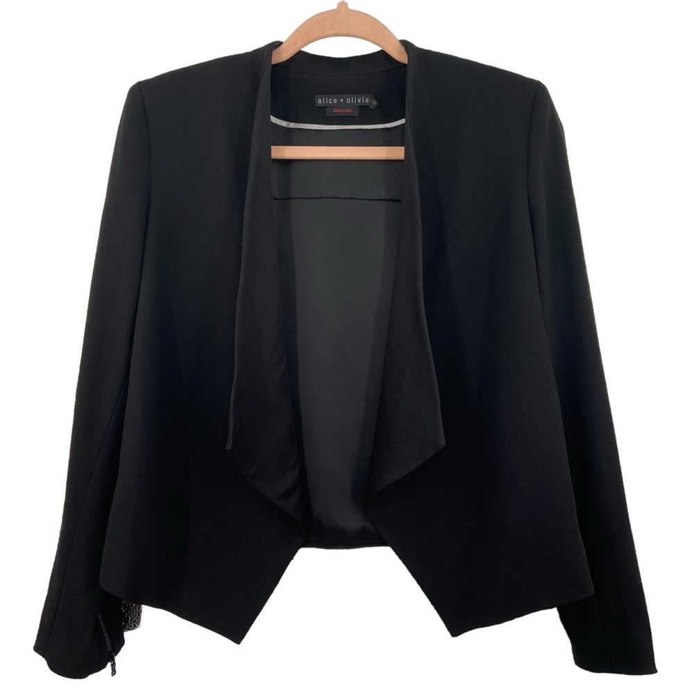 Alice & Olivia Open Blazer Employed Black Blazer Lapel and Draped Front Size 6